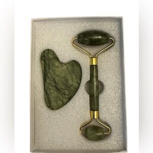 Huefull‎ Jade Roller and Guasha Set